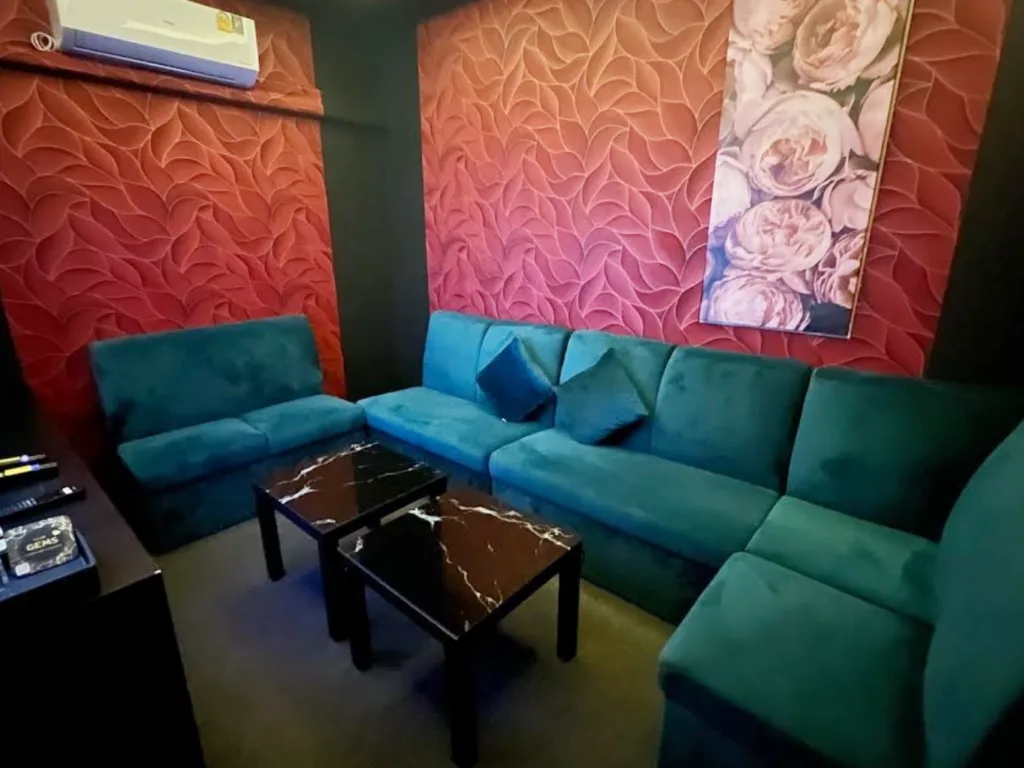 Club Gems Karaoke Bar & Lounge配图5