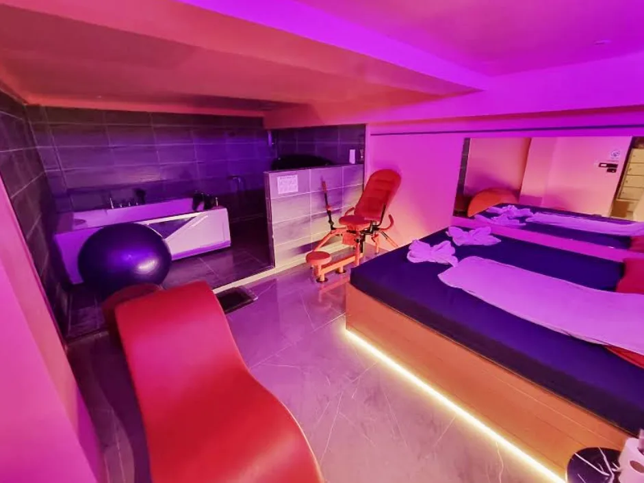 Cube Nuru Massage配图5