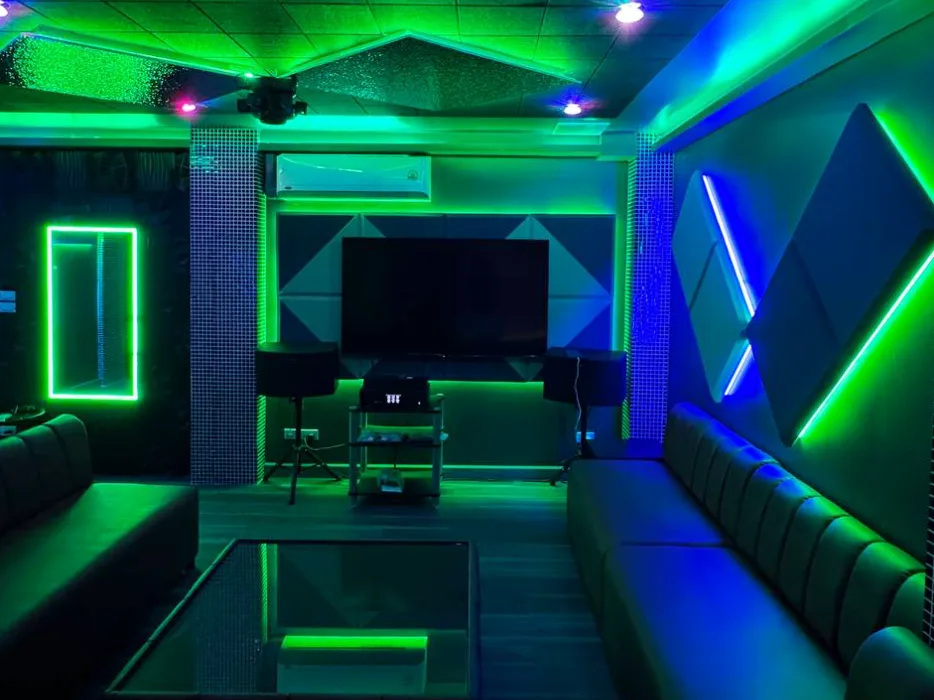 Drake Luxury Lounge配图1