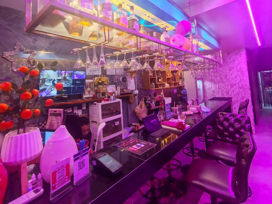 Jazzy KTV & Massage配图3