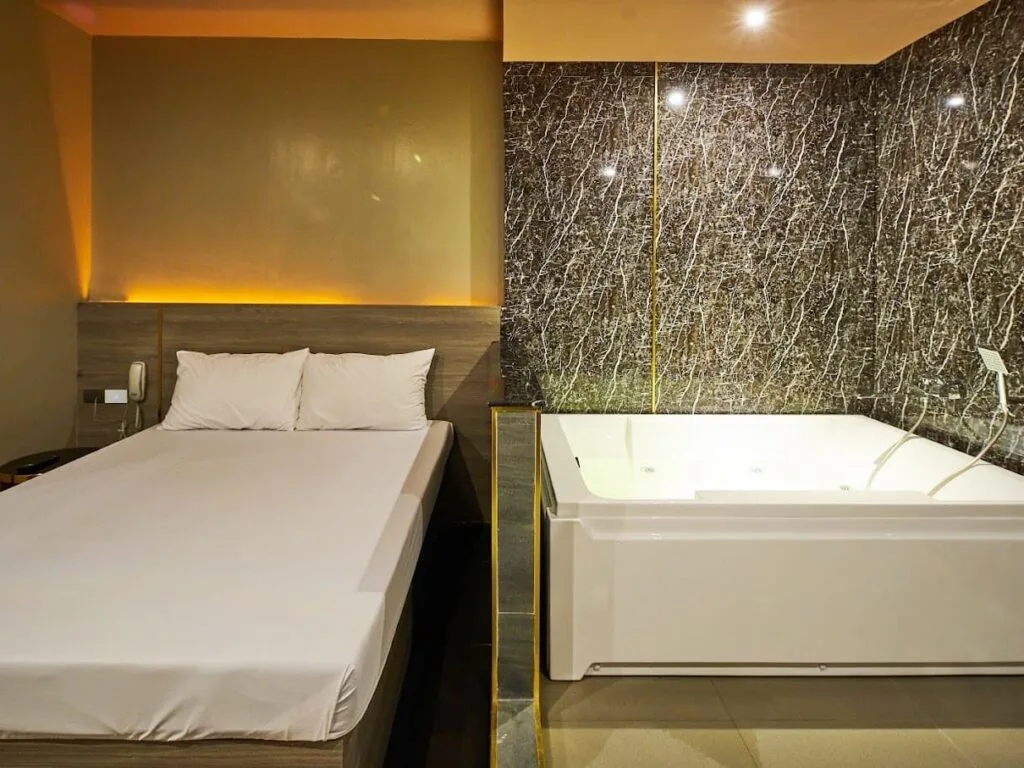 凯伦斯Colonze Massage & Entertainment配图5