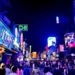 芭提雅六巷：男人的天堂，还是钱包的屠宰场？配图